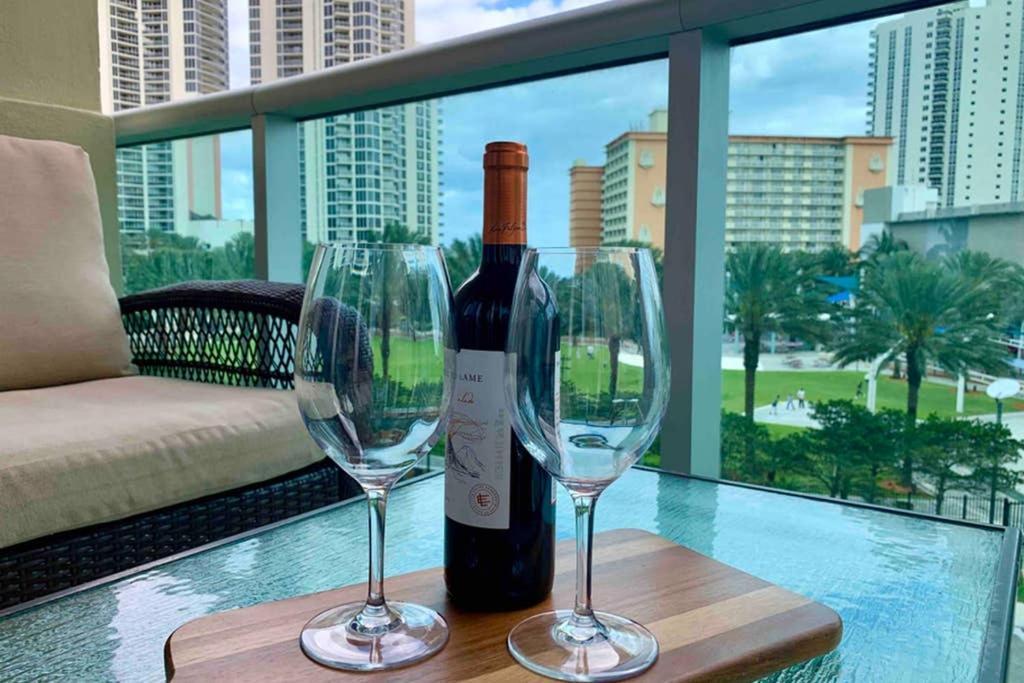 Beautiful Apartment Steps Away From The Beach Miami Beach Luaran gambar