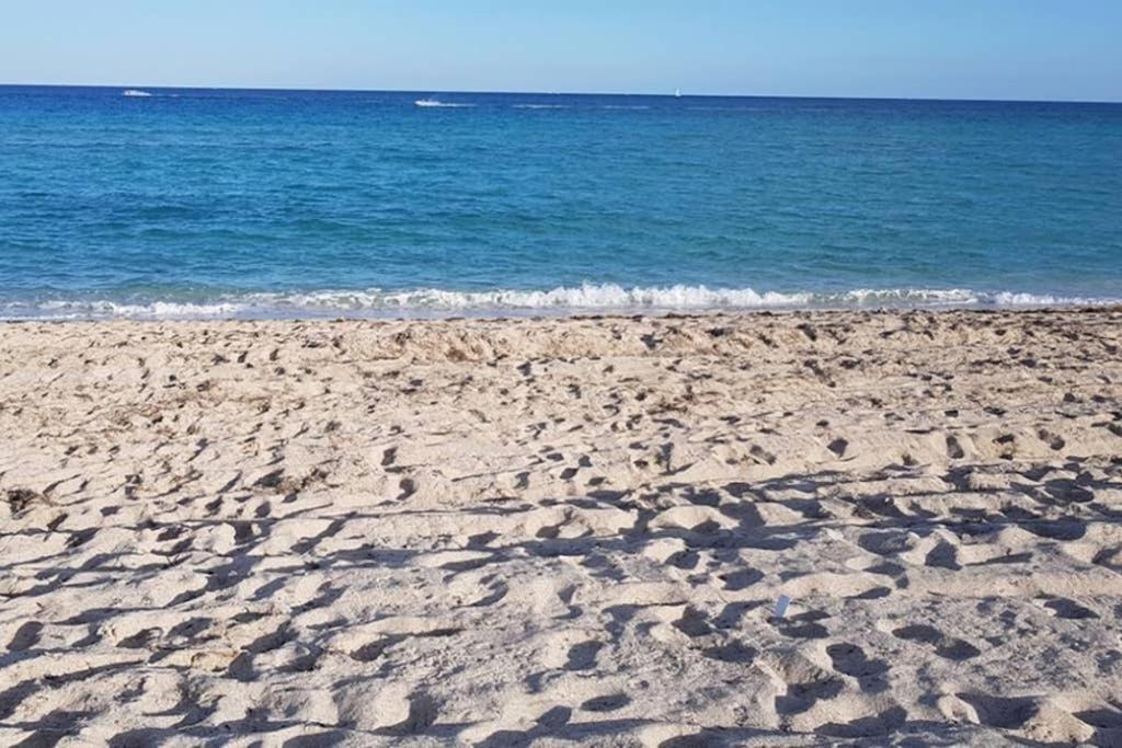 Beautiful Apartment Steps Away From The Beach Miami Beach Luaran gambar